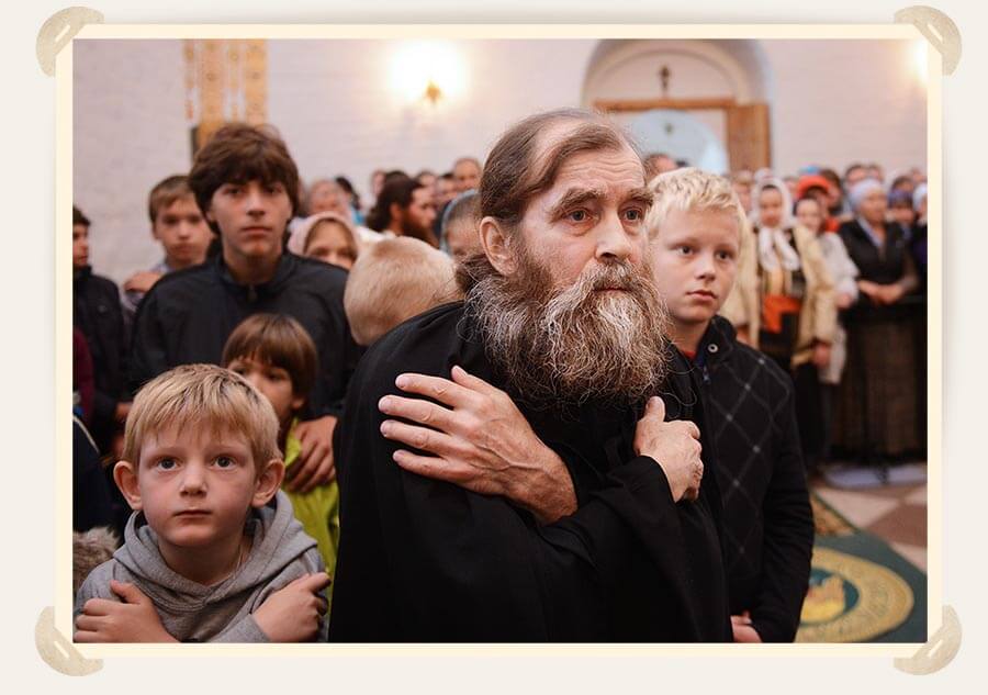 очередь ко причастию