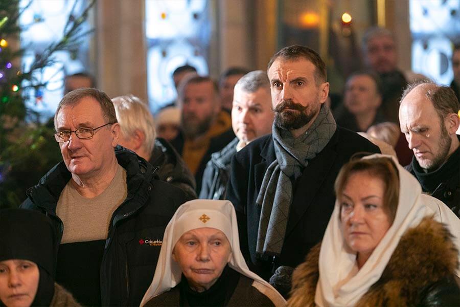 на богослужении