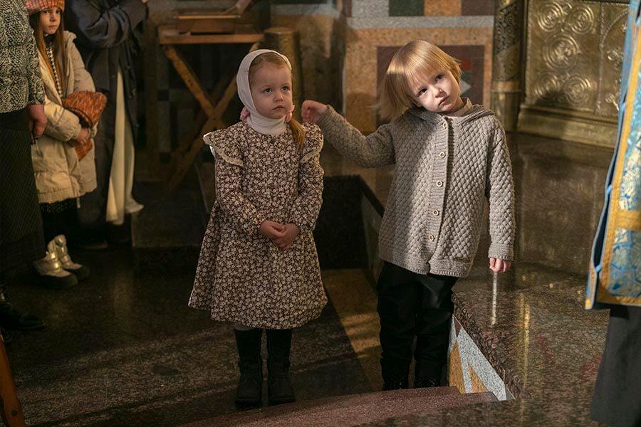 дети в храме