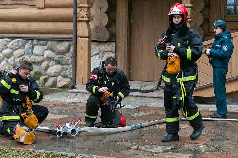 спасатели в действии