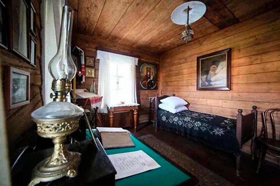 В хибарке старца 