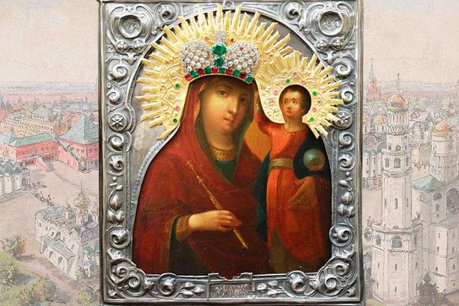 Старинная икона Богоматери 