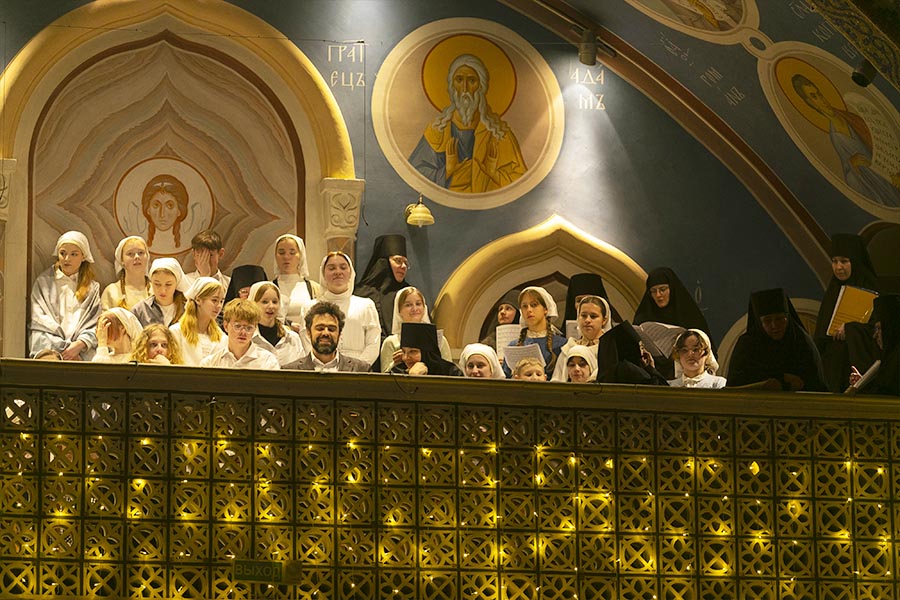 монастырский хор