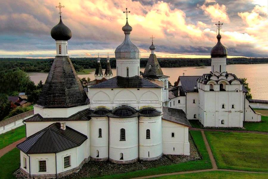 Собор в честь Рождества Пресвятой Богородицы 