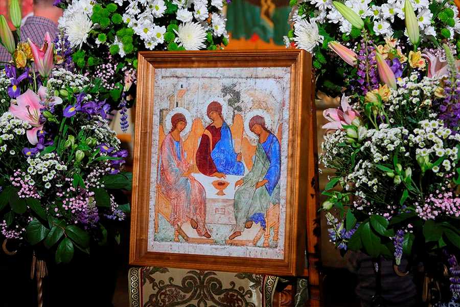 икона Святой Троицы