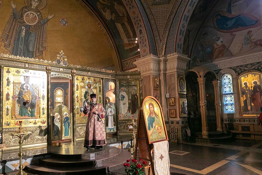 икона иоанна крестителя с мощами 