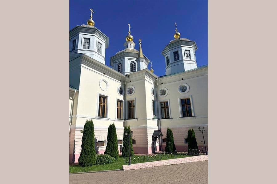 храм
