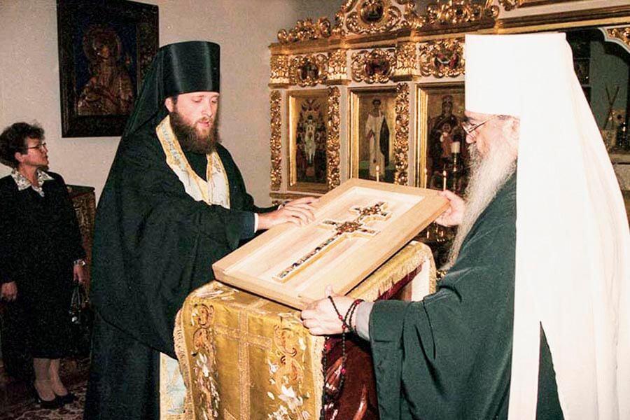 Митрополит Филарет и иеромонах Иоанн