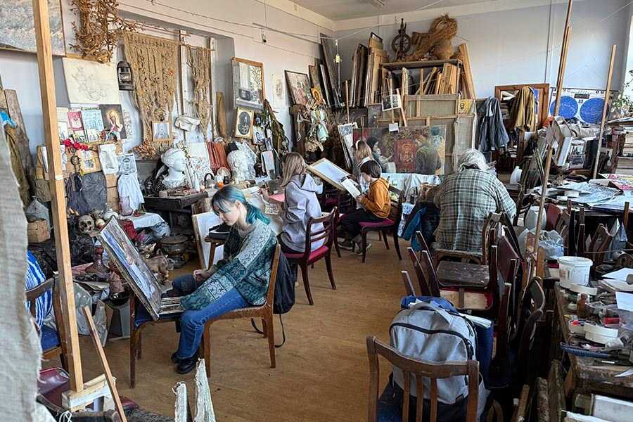 ученики мастерская художника