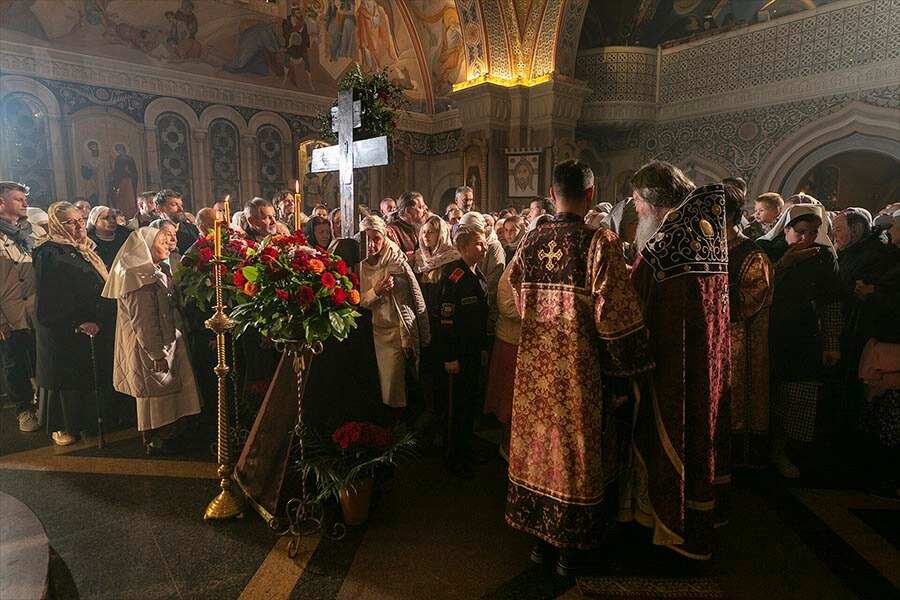 праздник Воздвижения Креста Господня