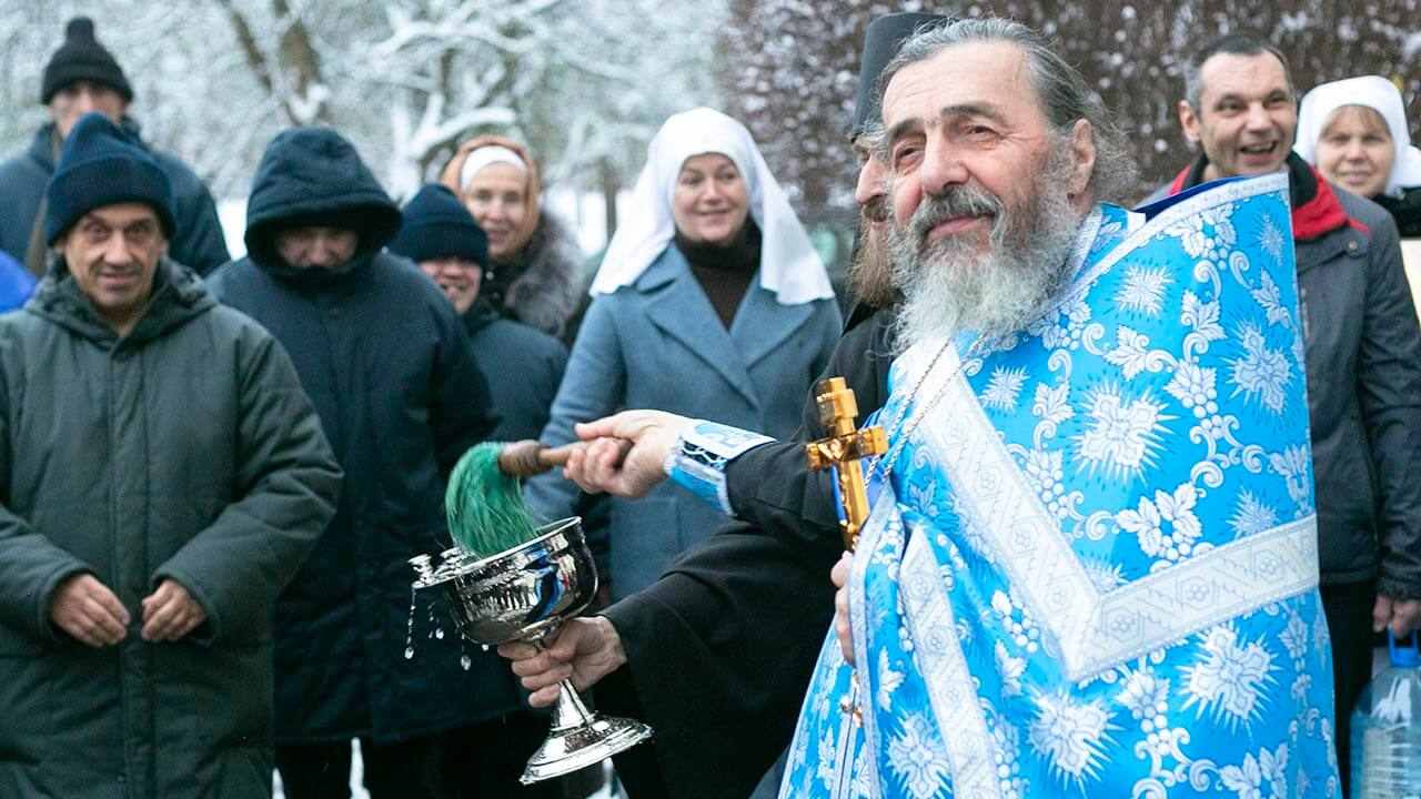 Иерей Валерий Захаров