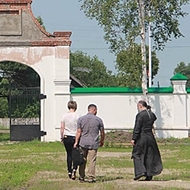 Кто может стать трудником?