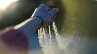 «Всё мирское с миром и кончится»