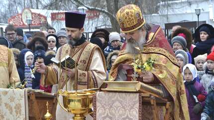 Праздник святителя Николая Чудотворца: водосвятный молебен и крестный ход