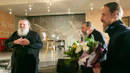 Праздничное сестрическое собрание